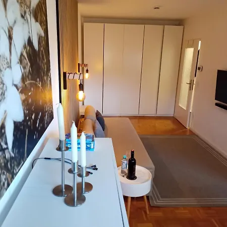 Cosy Little Apartment Munich